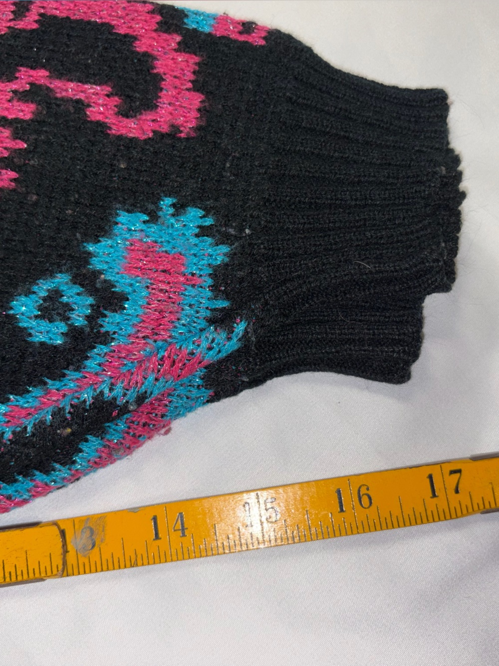 Vintage Evian LTD Crewneck Sweater with Pink & Teal Paisley Pattern   Lot O - Picture 5 of 5